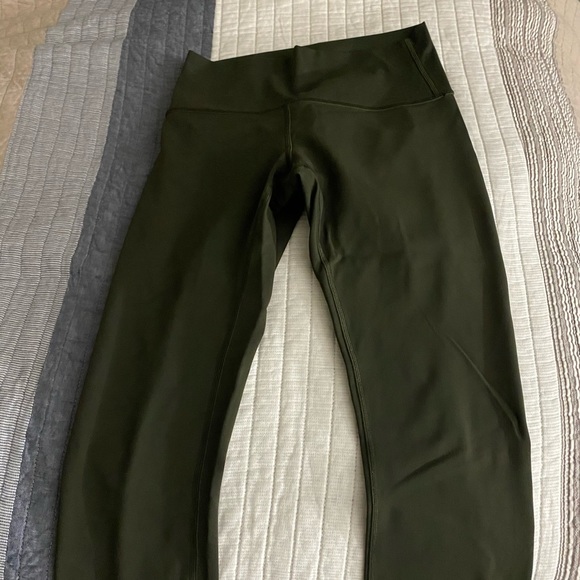 lululemon athletica Pants - Wunder under crop leggings